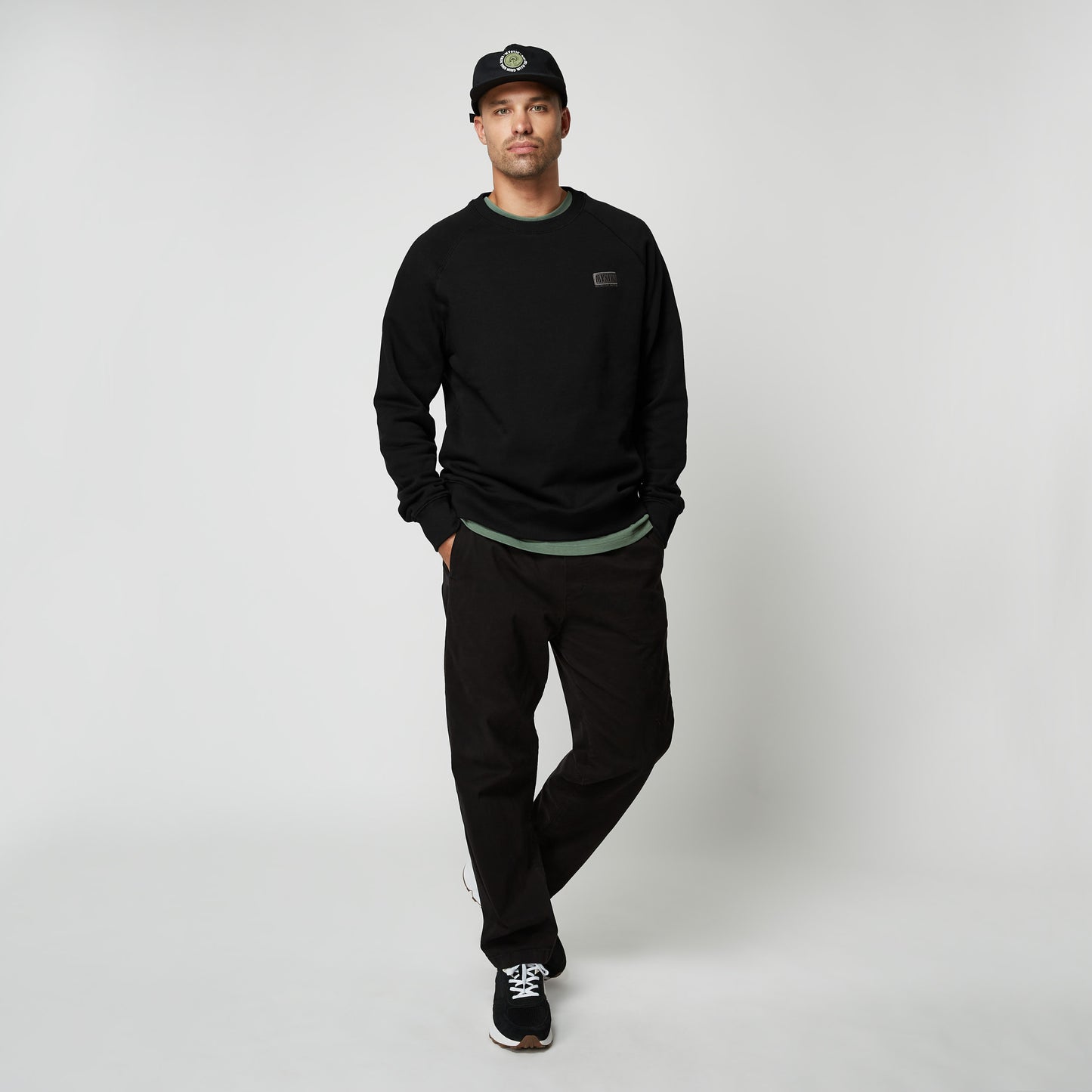 Mystic Mayhem Crew Sweat Summer 24 - Sweats