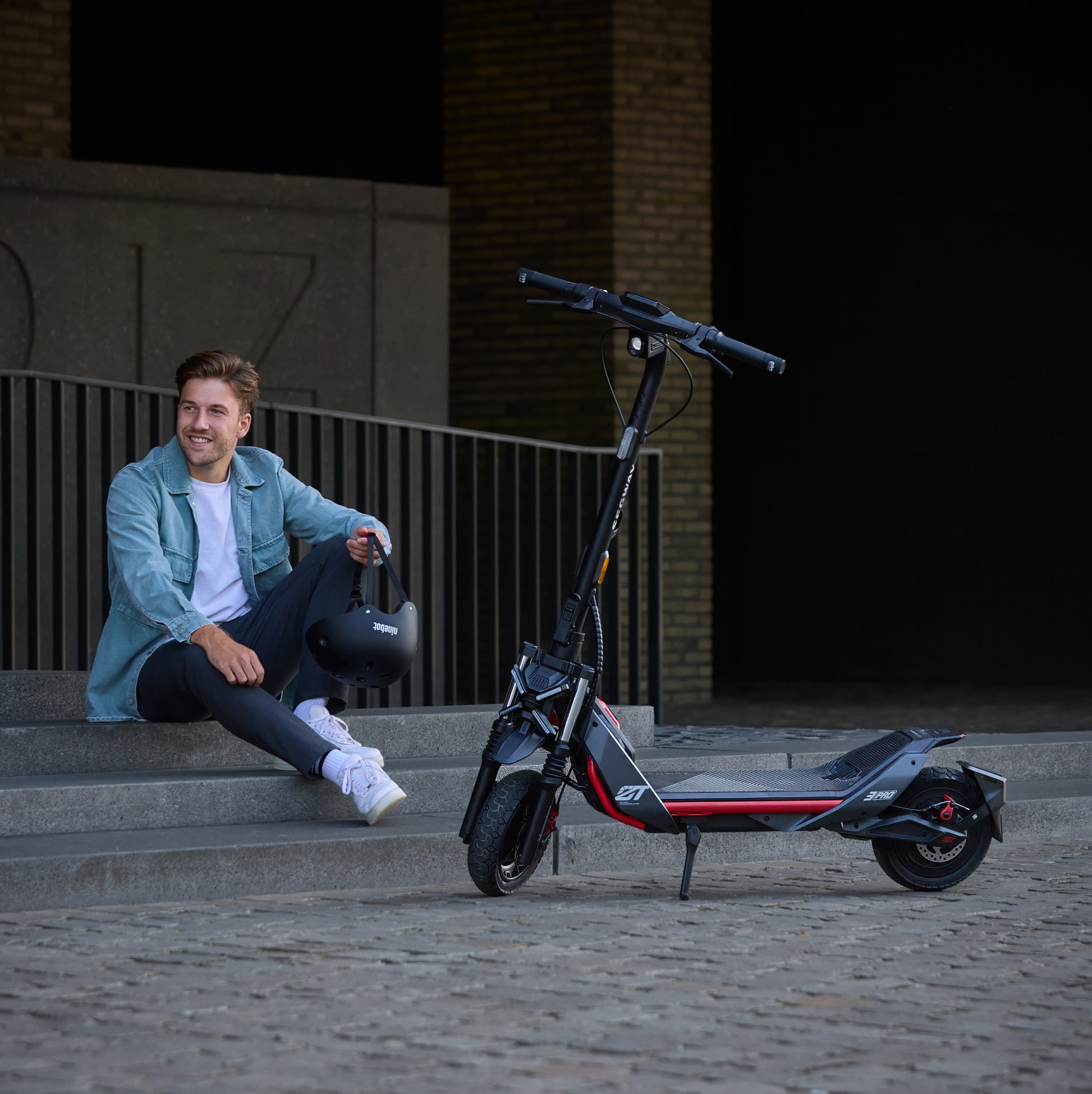 Segway Ninebot ZT3 PRO 1600w 46.8v - E-Steps