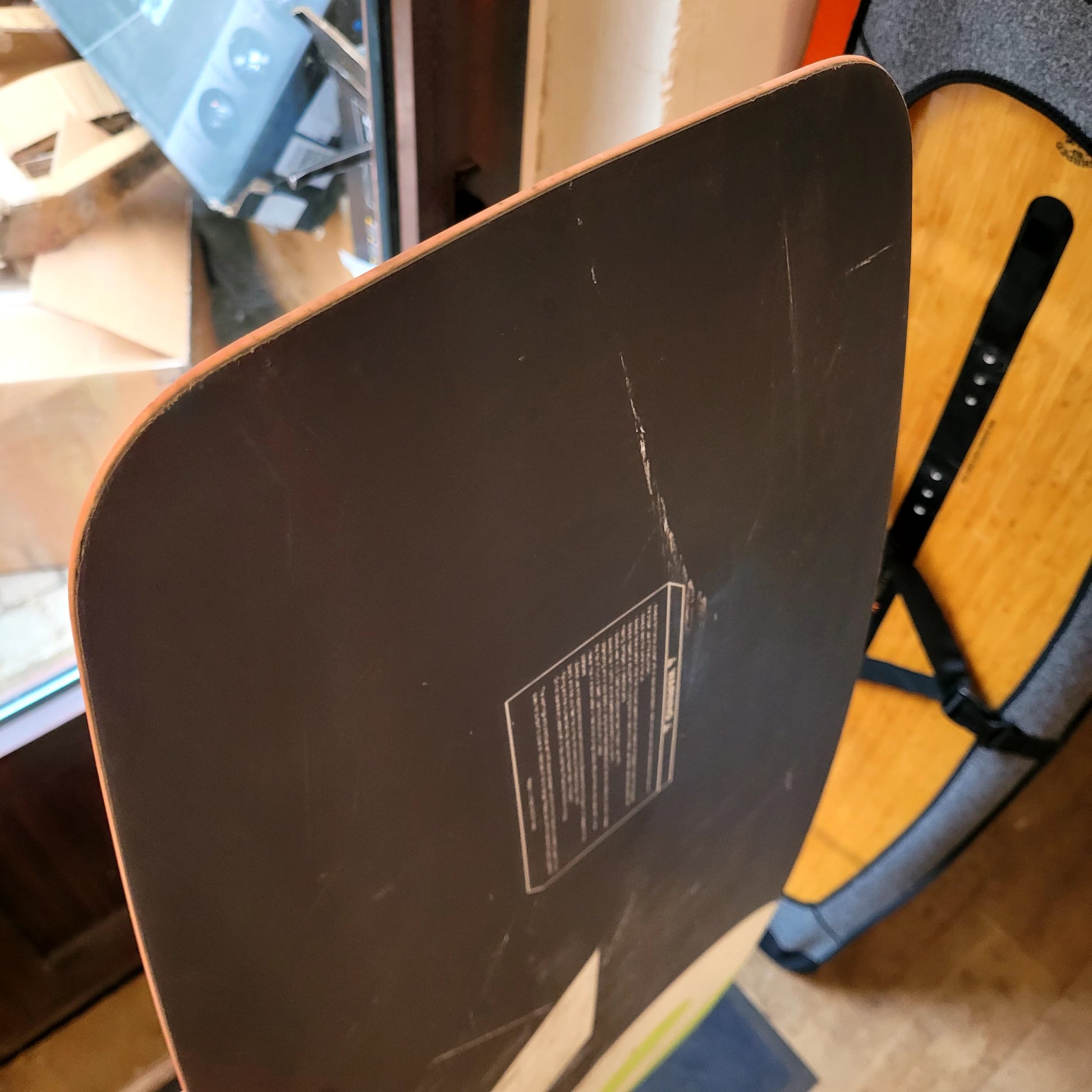 Slingshot SALMON Wakeboard 155cm - NUM14 USED | 24 - Wakeboards (GRADE A)