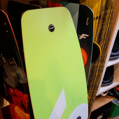 Slingshot SALMON Wakeboard 155cm - NUM14 USED | 24 - Wakeboards (GRADE A)