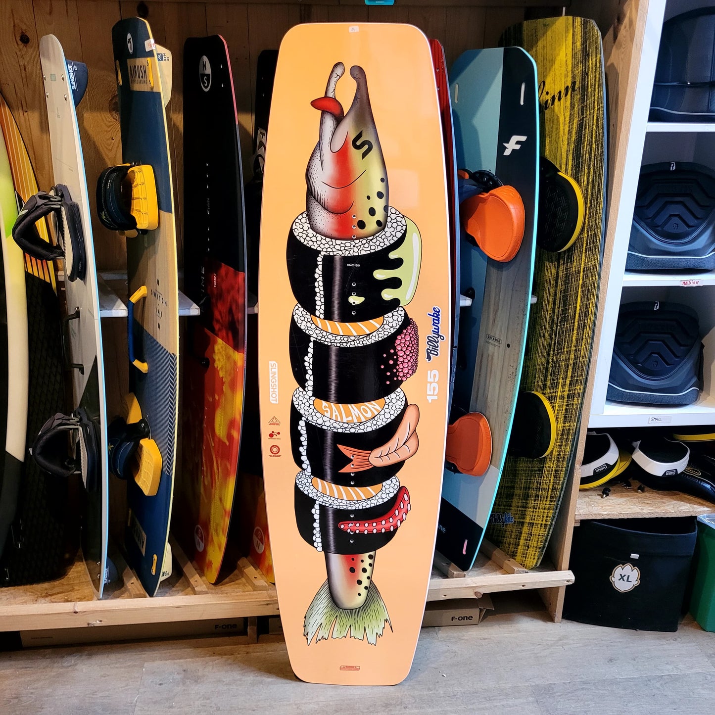 Slingshot SALMON Wakeboard 155cm - NUM14 USED | 24 - Wakeboards (GRADE A)