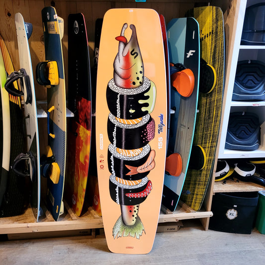 Slingshot SALMON Wakeboard 155cm - NUM14 USED | 24 - Wakeboards (GRADE A)